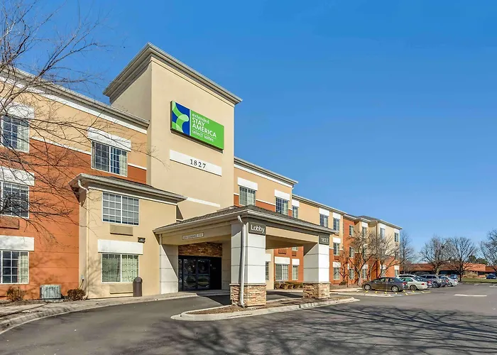 Extended America Select - Chicago - - East Naperville