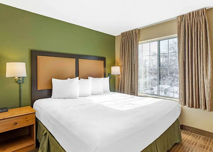 Extended America Select - Chicago - - East Hotel Naperville